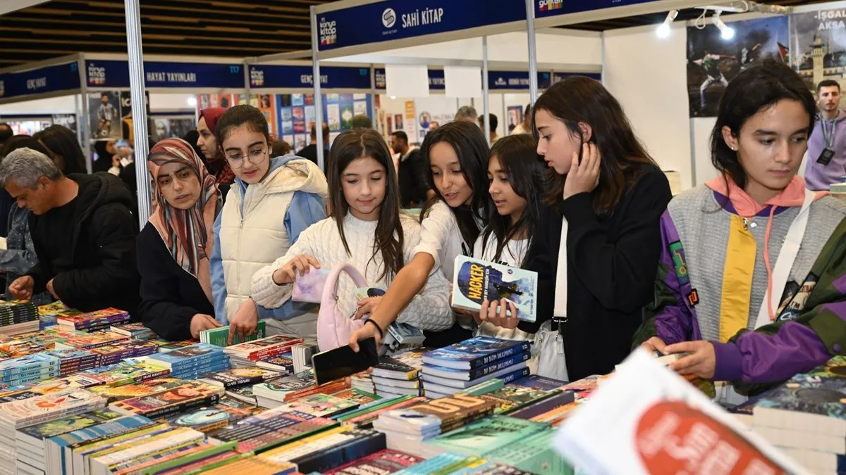 Konya Kitap Günleri 7’den 70’e her kesimden yoğun ilgi görüyor