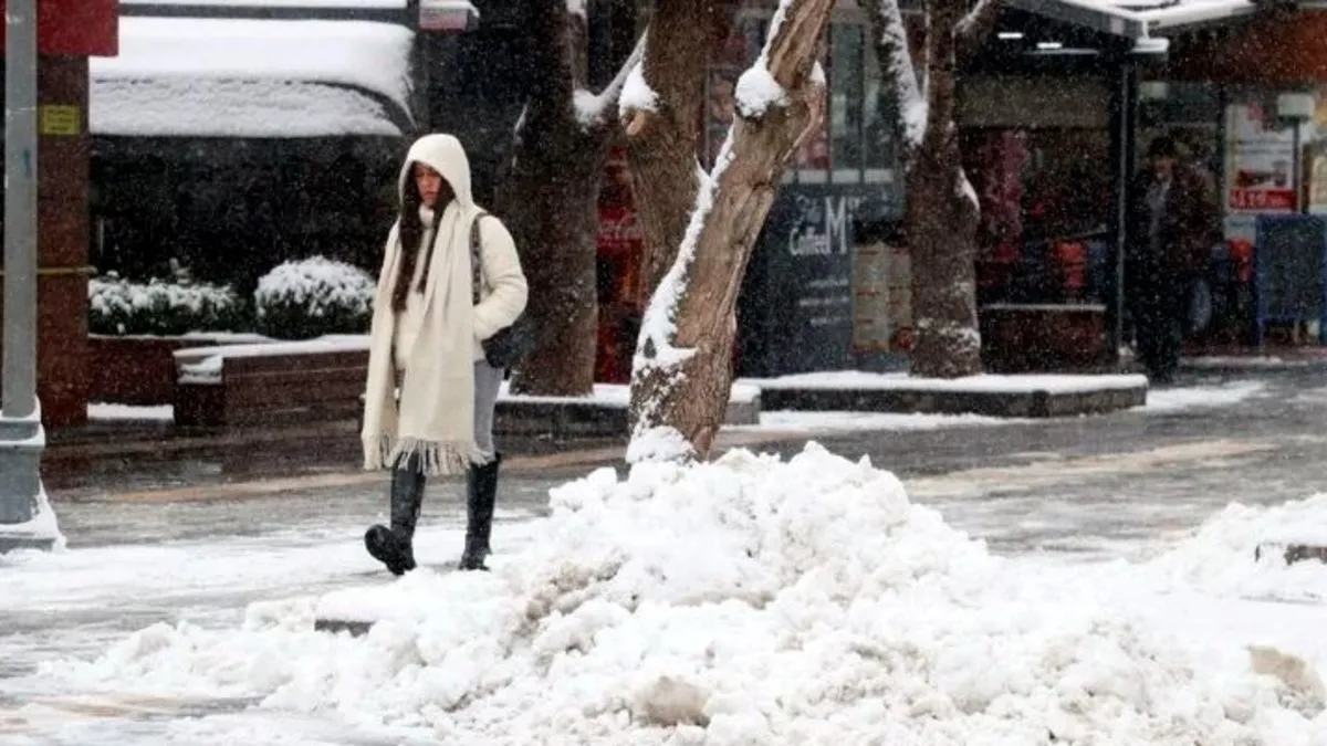 İstanbul’a beklenen kar nihayet geldi