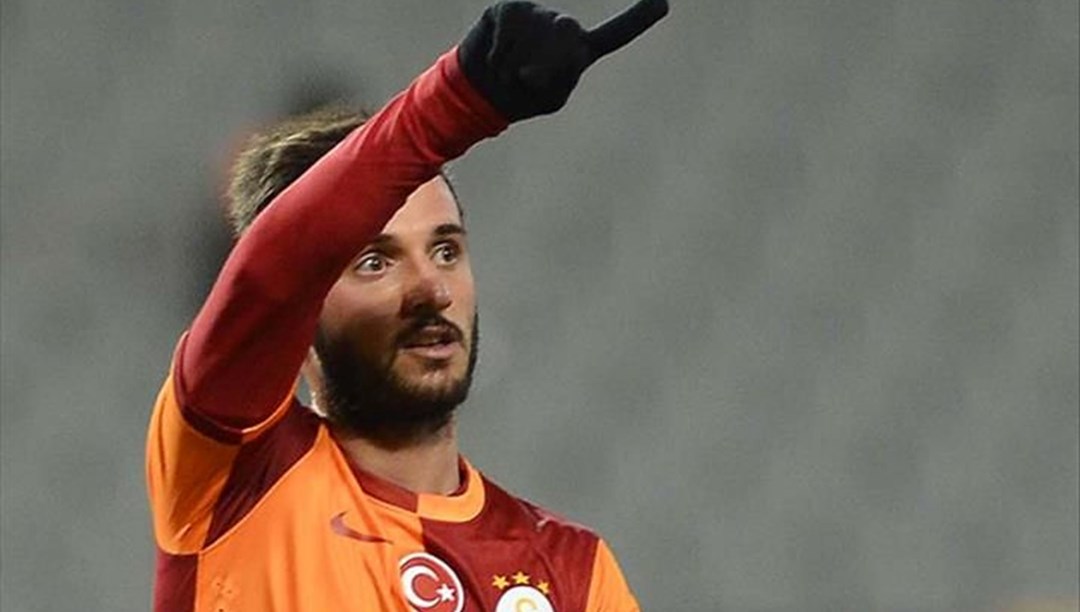 31 yaÅÄ±nda futbolu bÄ±rakan Galatasaray’Ä±n eski yÄ±ldÄ±zÄ± Emre Ãolak yeni iÅinde servet kazanÄ±yor